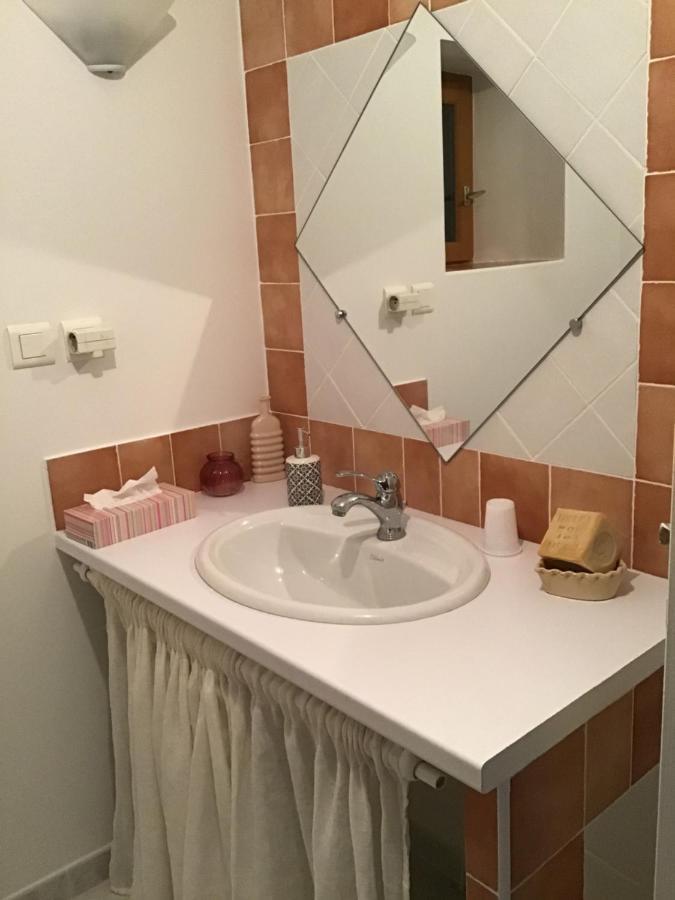 Bed and Breakfast Reve D'Emma Plan-dʼOrgon Exterior foto