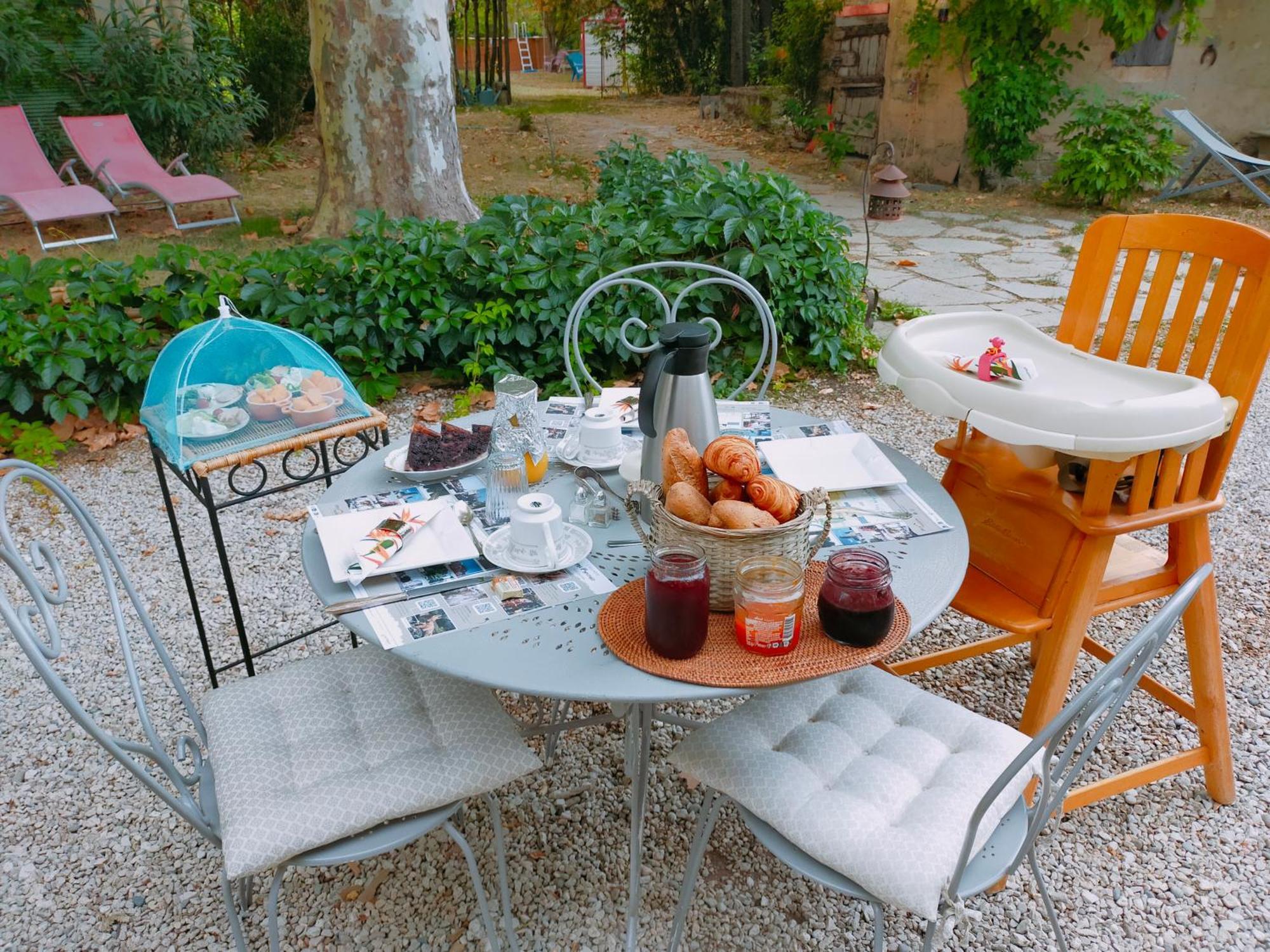 Bed and Breakfast Reve D'Emma Plan-dʼOrgon Exterior foto